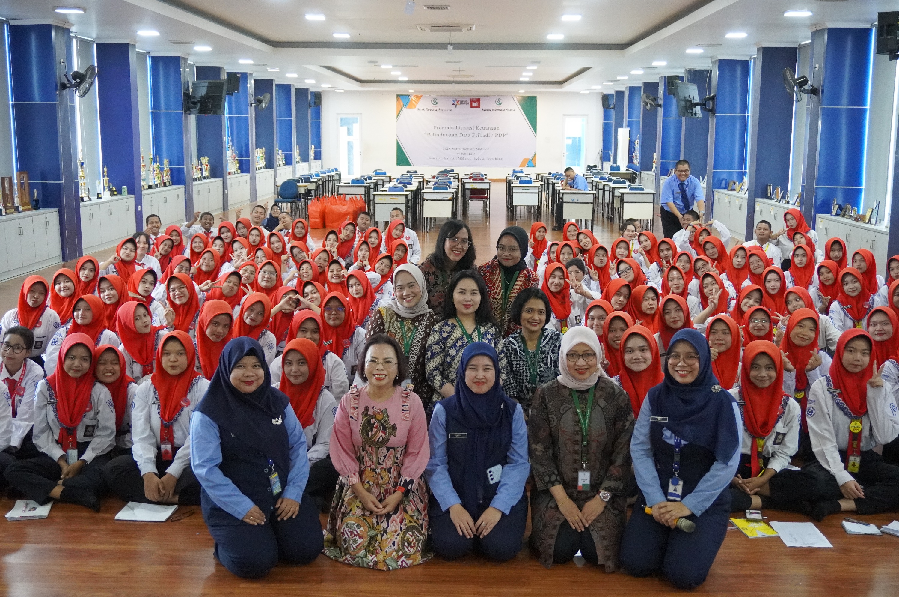 PT Resona Indonesia Finance